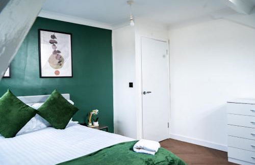 Stylish Luxury 2-Bed Newly Renovated flat - Foto 10