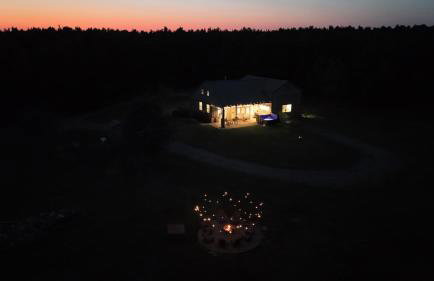 Whispering Pines Retreat, Secluded Cabin with Hot Tub & Pond - Foto 22