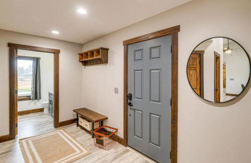 Pinedale Getaway Near Hiking, Skiing and Lakes! - Photo 20