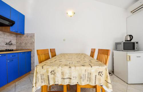 Apartment Vukić-1 by Interhome - Photo 5