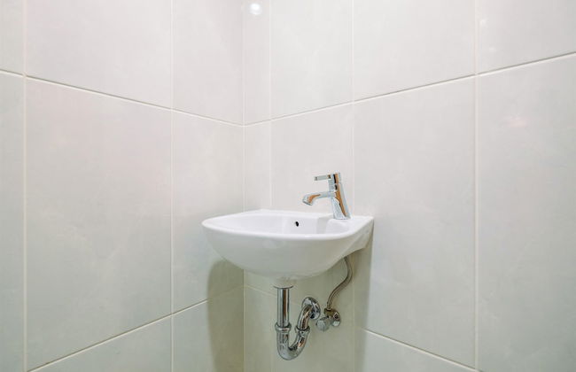 Cozy Living Studio At Evenciio Apartment Margonda Near Ui - Foto 9