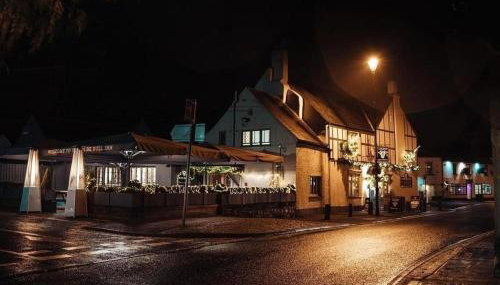 1 Bed Flat - Sleeps 2 - Parking - Wifi - Foto 2