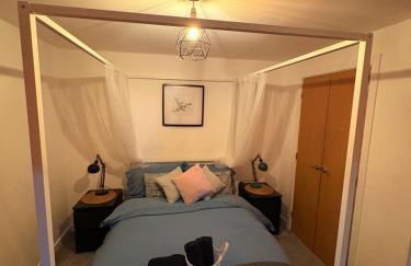 2 bedroom 2 bathroom ground floor apartment in central location - Foto 51