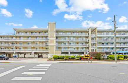 Steps to Beach - Ocean Views - Pool - Foto 25
