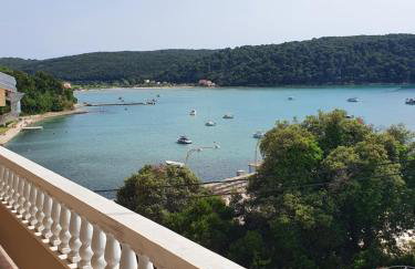 Apartmani Maris - Foto 1