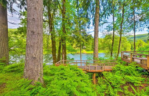 The River House with Deck, on McKenzie River! - Foto 26