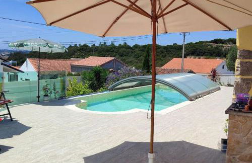 Kyrios Arts Atelier with use of private swimming pool - Foto 1