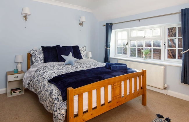 Quaint Coastal Cottage - 5 Mins From Beach - Foto 48