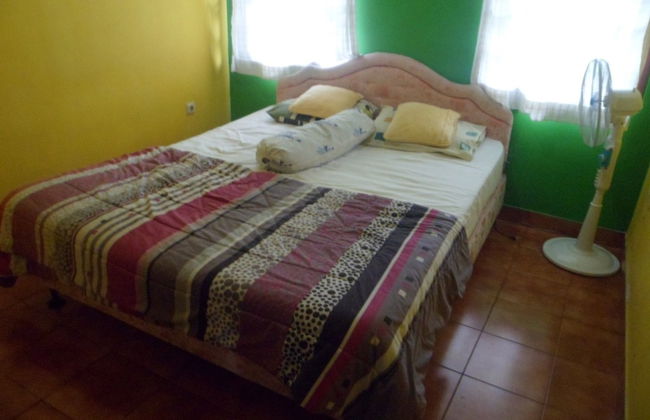 Villa Kota Bunga Seruni - Photo 13