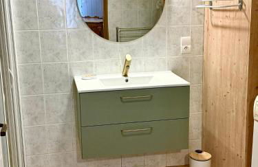 Pierre de Famille - Photo 19