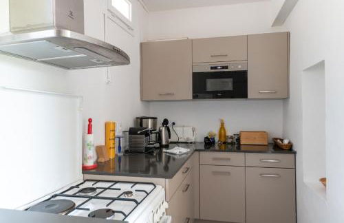 MAISON AVEC PISCINE - PROCHE AVIGNON - WiFI GRATUIT - Foto 11