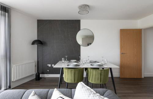 Lovely Home Near Canal, Park, & Central MK - Foto 10