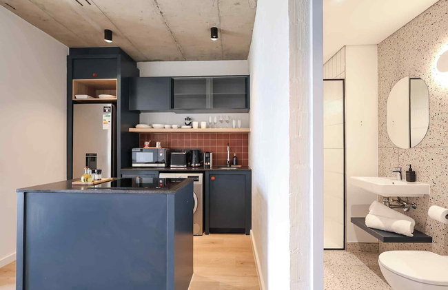 THREE43 on B - Fluent Serviced Apartments - Foto 54
