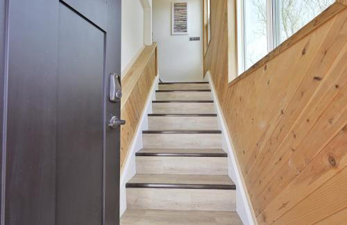 Modern Upstairs Loft - Newly Renovated! - Foto 22