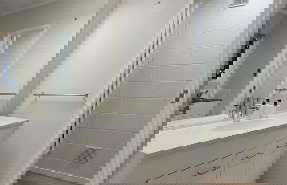 Herne Bay Gem Near Beach - Carpark - Foto 19