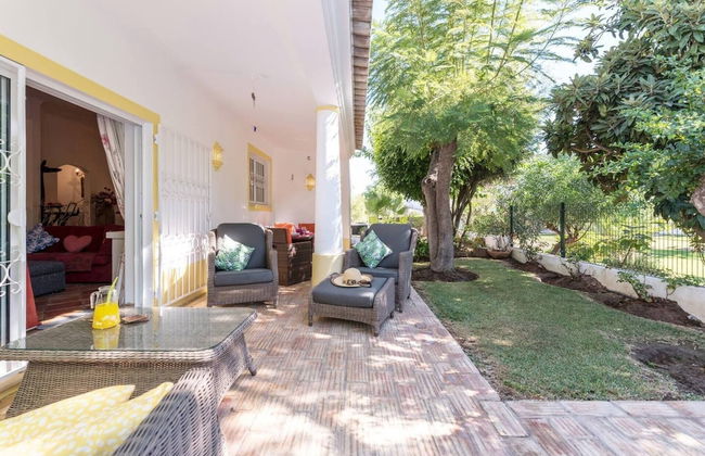 Immaculate 3-bed Villa in Guia Private Pool - Foto 24