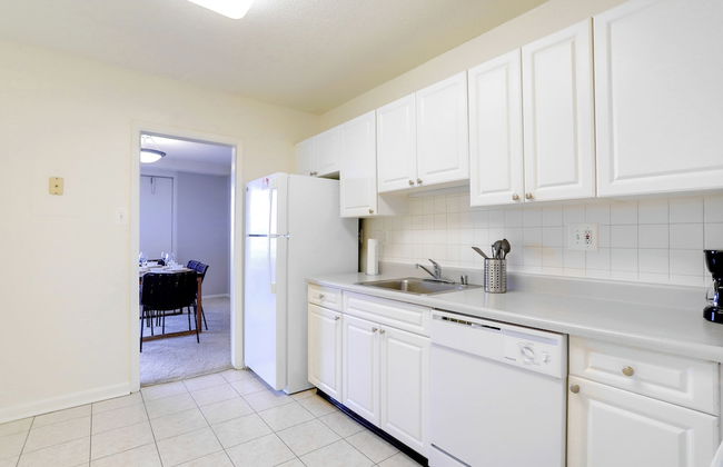 Restful Stay in DC Apartments - Photo 50