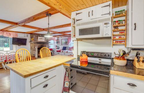 Idyllic Lakefront Cottage Near Mount Sunapee - Foto 9