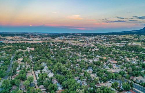 Baby Blue - Hot Tub Easy Access to Top Locations - Foto 50