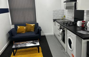 Cozzy Haven two min from Train station - Foto 5