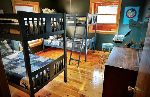 HGTV Log Cabin near Lake Willoughby, Burke, Jaypeak ang Kingdom Trails - Foto 17