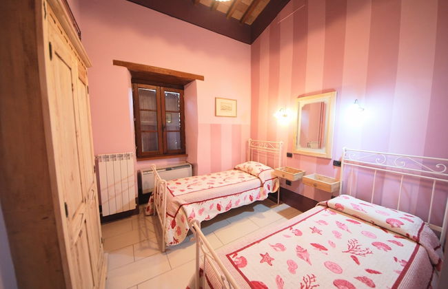 Spoleto Poolside - Sleeps 24 - Photo 56