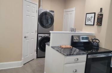 1895 meets 2025 Townhouse - Foto 12