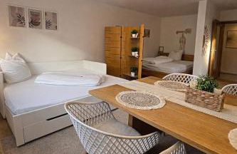 Wohnung IDA ruhig, modern mit Parkplatz bei RW und VS - Foto 3