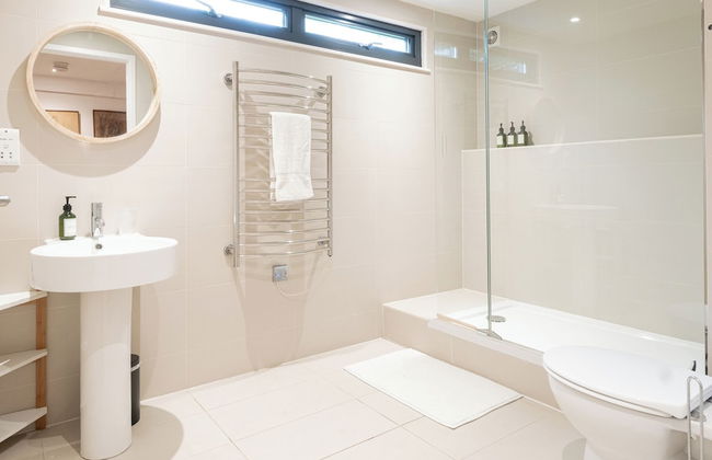 Parsons Pleck-6BD with Swimming Pool - Foto 22