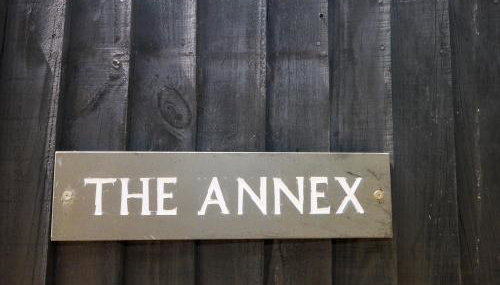 Woodend Annexe - Photo 3