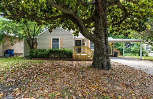 Next to Expo, 5 beds, Hot-tub, corn hole, pets! - Foto 27