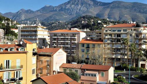 Charmant 3 pièces avec balcon, aperçu mer, calme, proche plage et centre - Menton - FR-1-196-322 - Photo 2