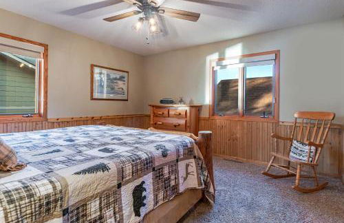 Dog Friendly Leech Lake Home w Perfect Beach Garage Boat Lift - Foto 41