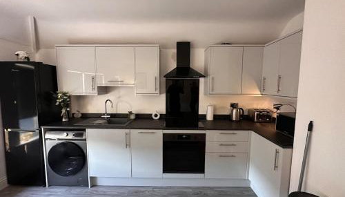 1 bed flat, free parking, 10 mins BHX airport, free WiFi - Foto 3