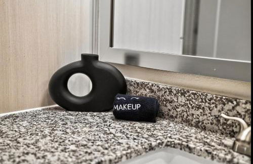 Luxury 2BR Cedr Sprgs area with Parking, Pool, Gym - Foto 54