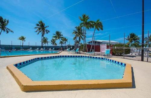 Oceanview Retreat with 60ft Seawall - Foto 31