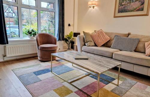 Central modern home with parking - Foto 5