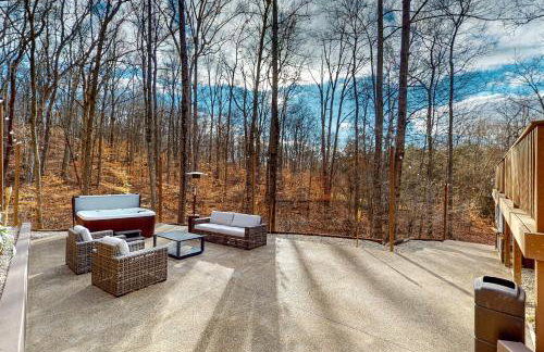 12 Mi to Downtown Hot Tub, Fire Pit Game Room! - Foto 33