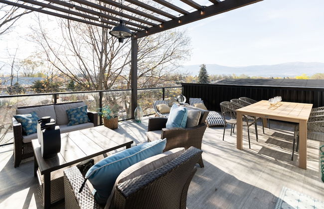 DT 3-lvl Townhouse w Rooftop Patio - Photo 48