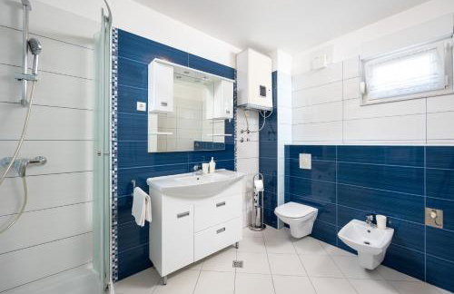 VILLA MILLA with private pool, jacuzzi, sauna, gym, max. 8 person - Photo 21