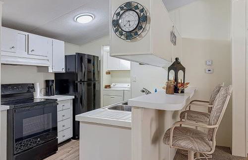 Forest Hideaway • Screened Porch • Grill - Foto 18