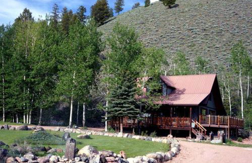 Rustic Cabin Rental with Mountain Views Located in the Gorgeous Gunnison National Forest, Colorado - Foto 31