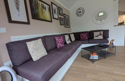 The Dochart Lodge with hot tub Braidhaugh Crieff - Photo 20