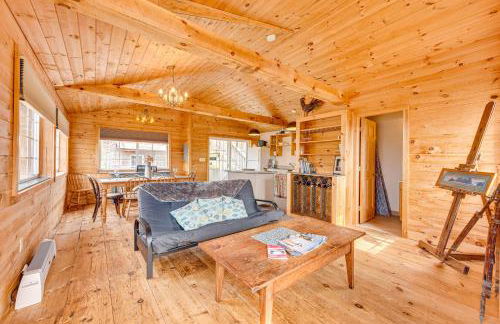 Peaceful Wells Retreat with Deck and Water Views - Foto 2