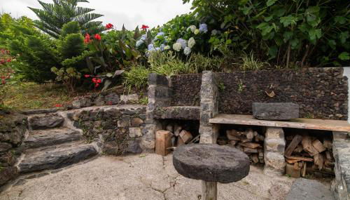 Atlantic Seaview Window - Photo 2, Garden