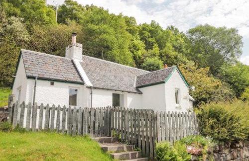 Roddy's Cottage - Photo 1