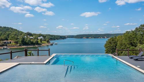 Mallard Pointe Unit 200- Luxury Condo- Conveniently Located! - Foto 4