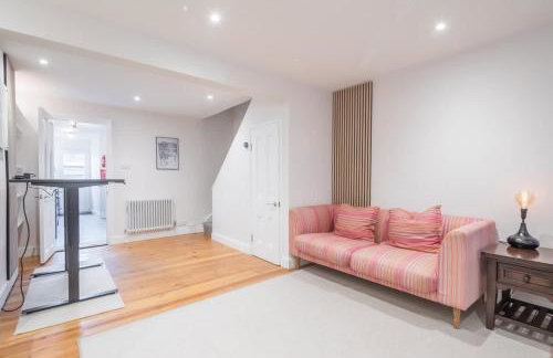 Beautiful 2Bed cottage nr City - Foto 17