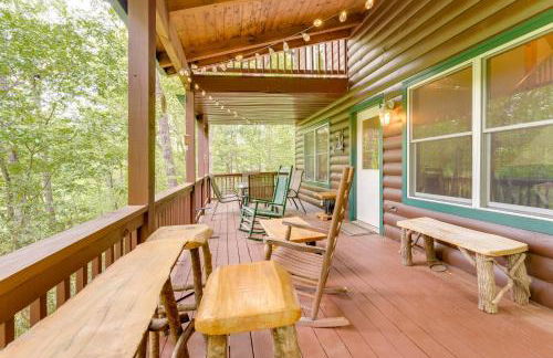 Game Room and 3-Story Deck at Lake Hiwassee Hideaway - Foto 22