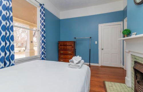 The Sunny Southern Manse Front Walk Downtown - Foto 22